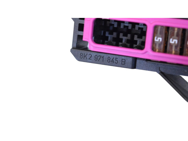 Блок предохранителей  8K2971845B   Audi A5 8T 8F    