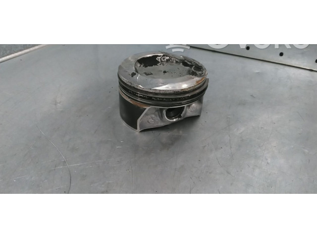 Píst A2760300700   Mercedes-Benz GLE (W166 - C292)    276821 