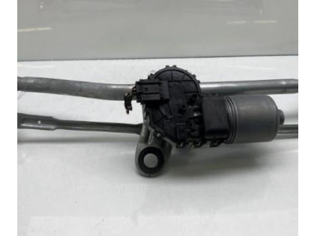 Моторчик дворников     BMW X3 E83