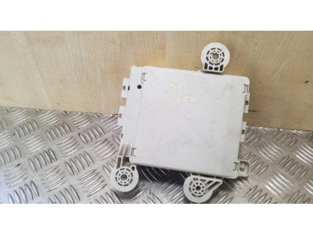 Pojistková skříňka 8922128040 Toyota Previa (XR30, XR40) II 2003