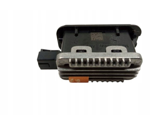 Дисплей 5E3052134E Skoda Karoq