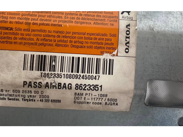 Подушка безопасности пассажира 8623351, 609263500D   Volvo C30