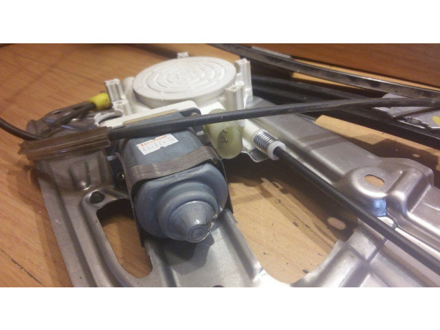 Передний комплект электрического механизма для подъема окна