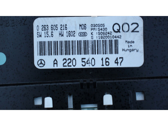 Přístrojová deska Mercedes-Benz S W220 2000 2205401647