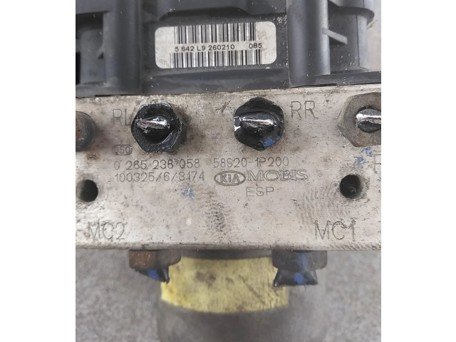 Блок АБС    KIA  Venga   -  года