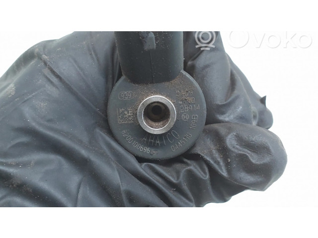 Vstřikovač 8200100696, 0445110109   Renault Scenic I  pro naftový motor 1.9  
