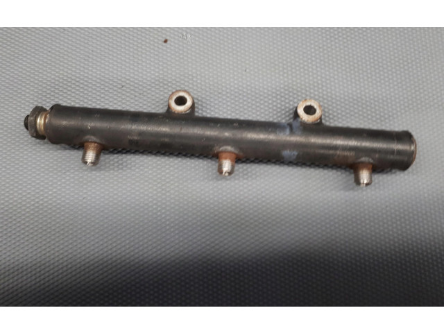 Топливная рампа 4R8Q-9D280BC Jaguar XJ X351