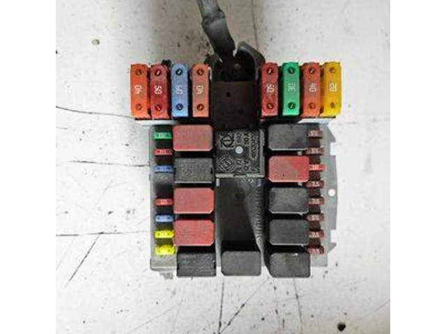 Блок предохранителей  51832042, 0051832042057657   Fiat Bravo    