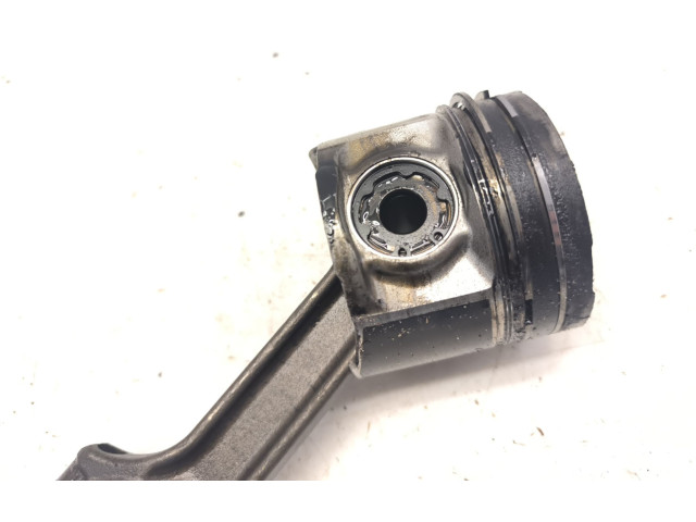  Поршень с шатуном 937A5000   Fiat Bravo  