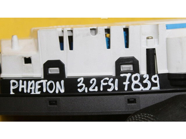 Панель приборов 3D0920881 Volkswagen Phaeton