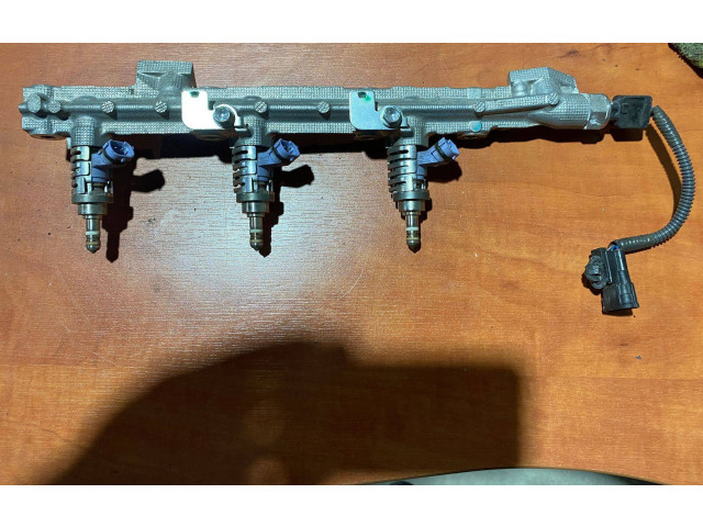 Магистральная трубка топлива 23250-31030 Lexus GS 300 350 430 450H