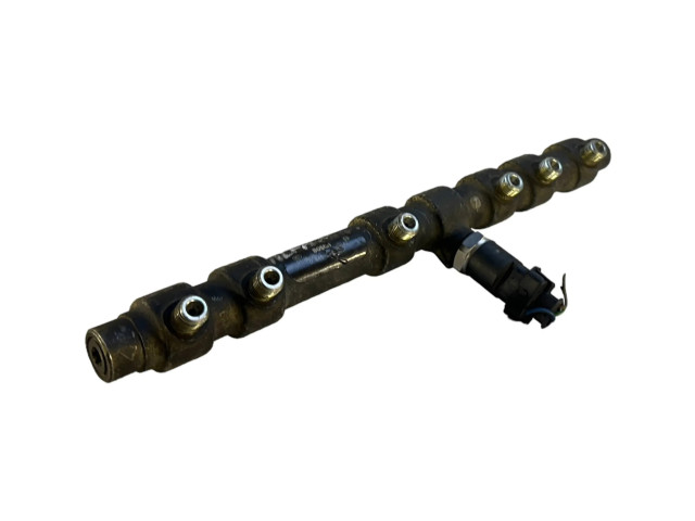 Топливная рампа 0445214018 Alfa Romeo 156 2.4