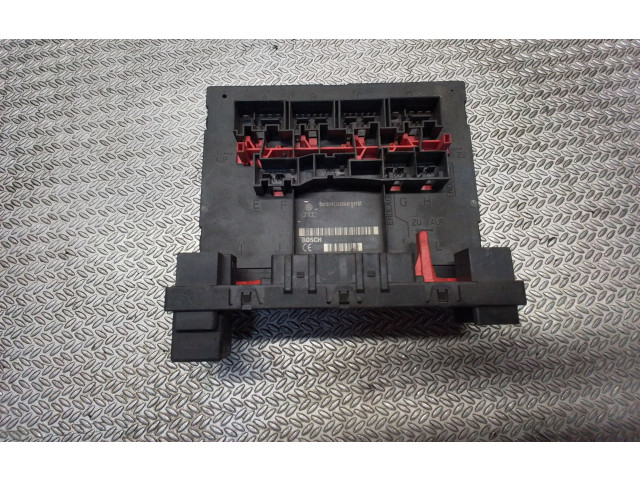 Zpětné zrcátko  Volkswagen Caddy 2007  1K0937049N  