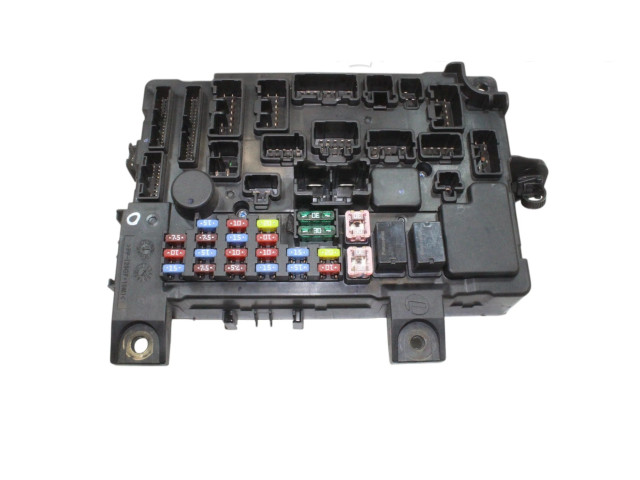 Блок предохранителей 8637A885, 58E812F01 Mitsubishi Outlander