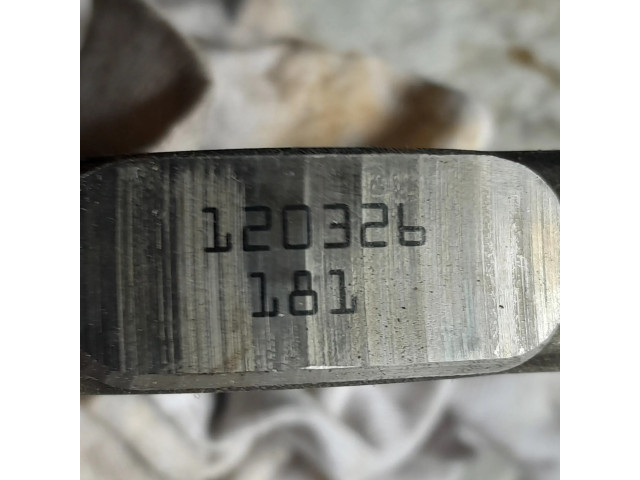 Píst 784323704, 120326181   BMW 7 F01 F02 F03 F04  pro benzínový motor 4.4  