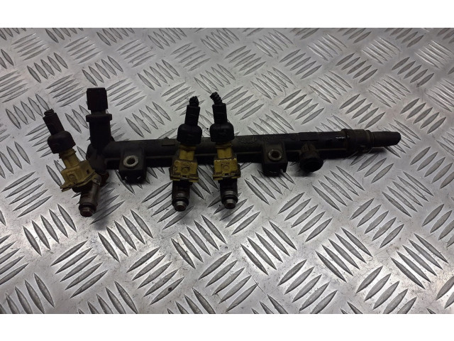 Vstřikovací lišta 3219018301 Fiat Punto (188)