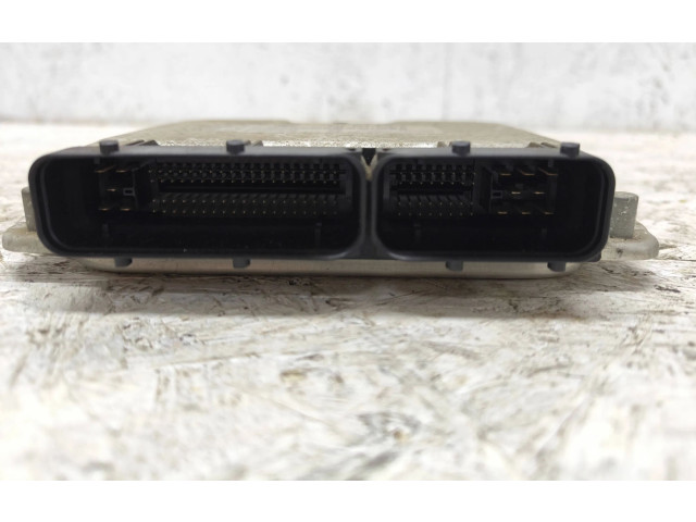 Блок управления двигателя 038906012Q, 28SA4254 Volkswagen New Beetle