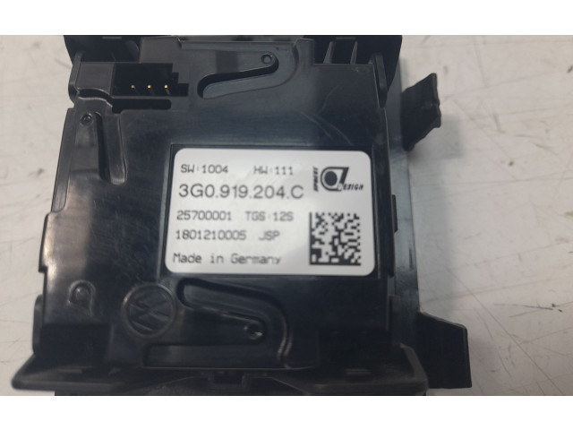 Дисплей    3G0919204C   Volkswagen Passat Alltrack