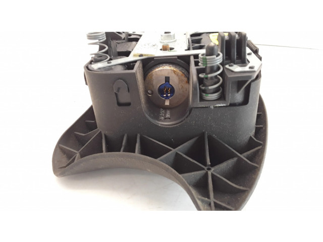 Подушка безопасности водителя Citroen Xsara Picasso