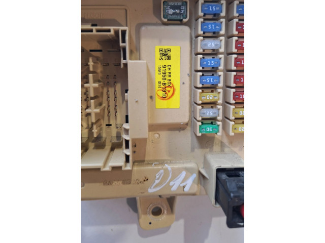 Vstřikovací lišta 91950B1310 Hyundai Genesis