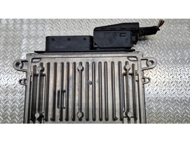 Řídící jednotka A6401508879, 0281013517 Mercedes-Benz A W169 2007