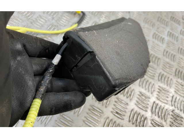 Подушка безопасности в сиденье Subaru Outback