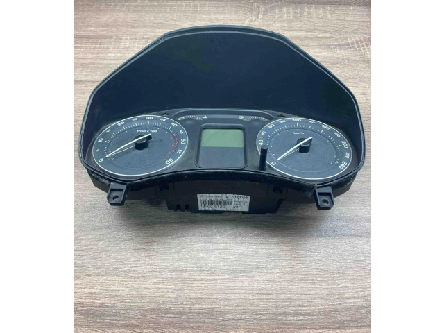 Панель приборов 1Z0920812D, V1610056   Skoda Octavia Mk2 (1Z)       