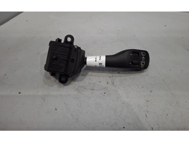 Переключатель дворников 8363669M BMW X3 E83