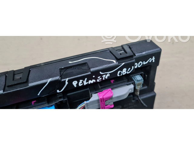 Блок комфорта 8K0907064GG   Audi Q5 SQ5   