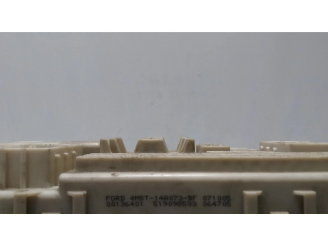   Pojistková skříňka 4M5T14A073BF, 6M5T14014PKA   Ford Focus C-MAX 2004