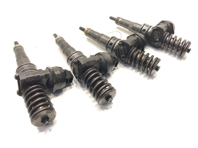 Комплект форсунок 0414720215 Audi A3 S3 8P