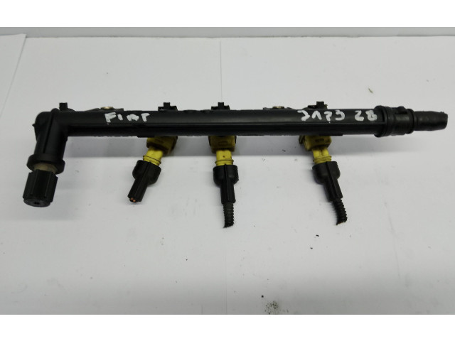 Vstřikovací lišta 3219018301 Fiat Punto (199) 188A4000