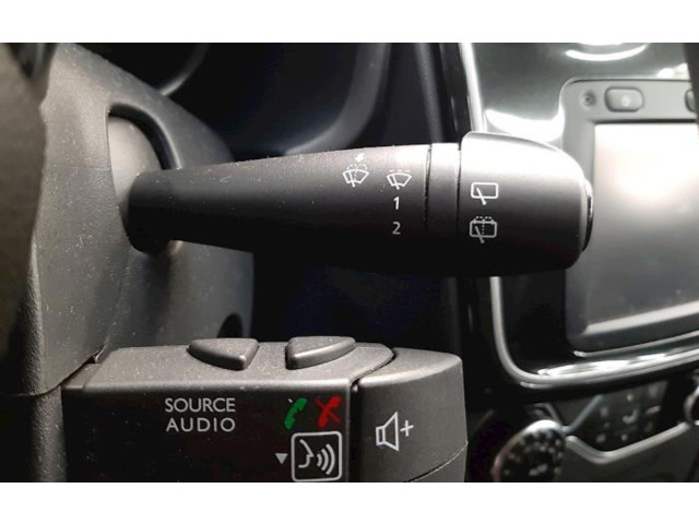 Ручка стеклоочистителей 8201168008 Dacia Sandero