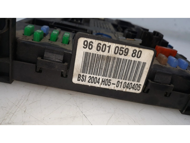 Блок предохранителей 2167760315B Citroen C4 I