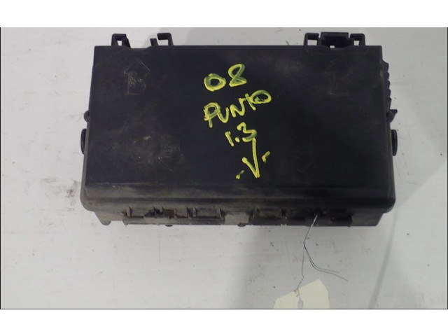 Pojistková skříňka 51798616 Fiat Grande Punto 2008