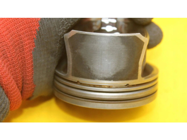 Поршень с шатуном 76L84 Skoda Octavia Mk2 (1Z)