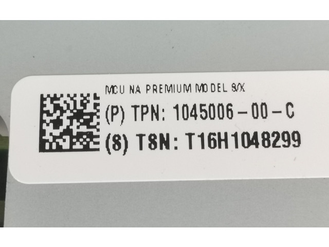 Дисплей 1045006-00-C, 1002294-00-H Tesla Model X