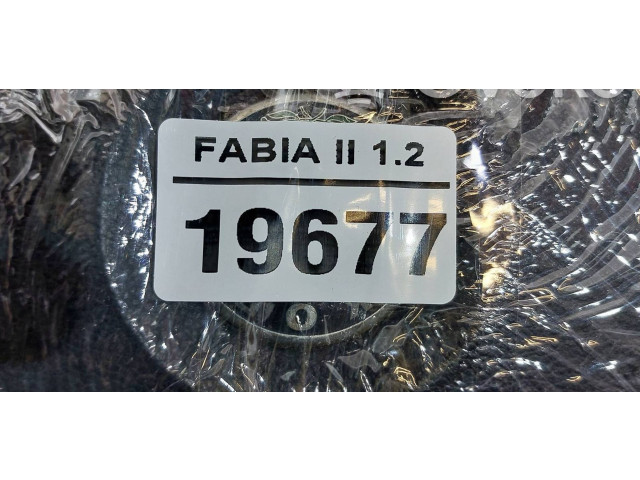 Подушка безопасности водителя 1Z0864207 Skoda Octavia Mk2 (1Z)