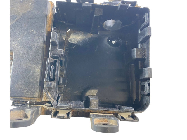 Блок предохранителей 243826FL0A Nissan Rogue