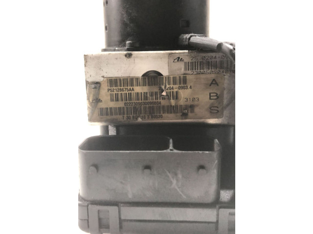 Блок АБС P52128675AA, P52128675AA Jeep Cherokee III KJ 2001 - 2008 года