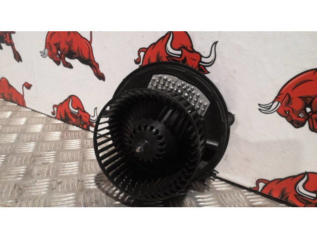 Вентилятор печки 5Q1819021B, T1016776J Audi A3 S3 8V