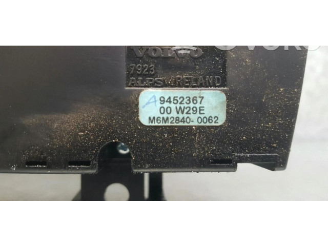 Блок управления климат-контролем 9452367, 9452367   Volvo V70