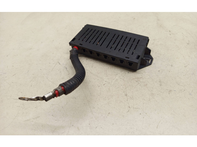 Блок предохранителей 9441776   Volvo XC90    