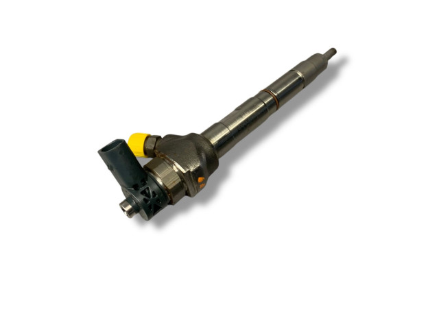 Форсунка 04L130277AC    Skoda Yeti (5L)  DFSA 