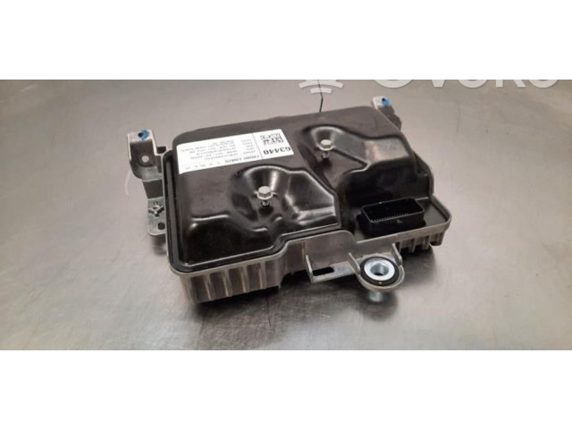 Блок комфорта Tesla Model Y