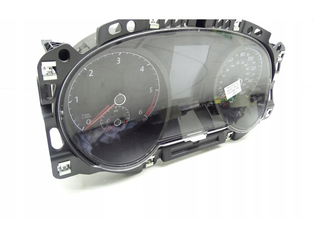 Панель приборов 5G0920961A Volkswagen Golf VII