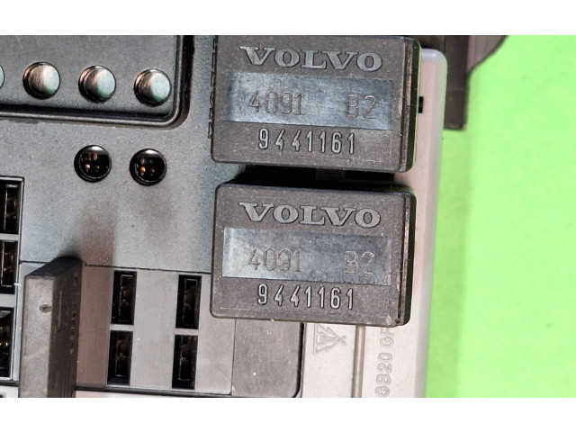Блок предохранителей 9162316 Volvo XC90