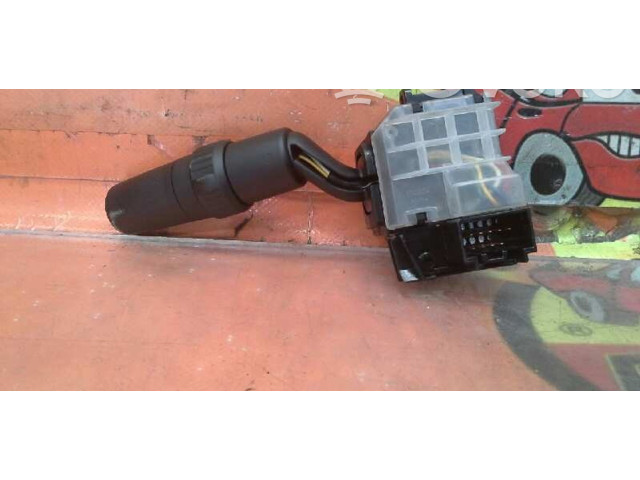 Ручка стеклоочистителей    Mazda 5