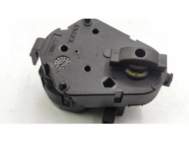 Двигатель задвижки потока воздуха