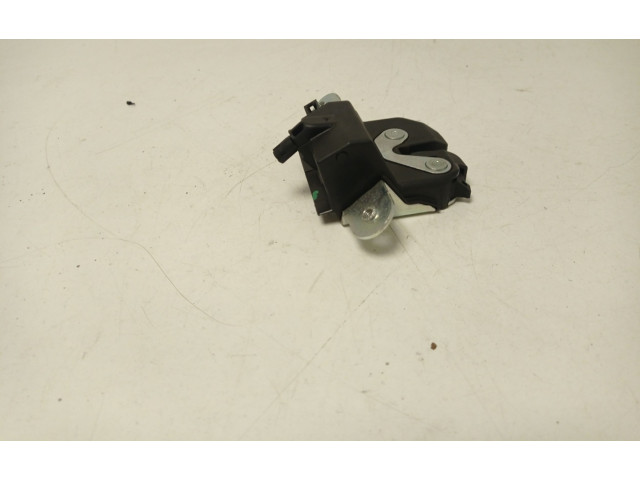 Zámek zadních dveří 39021416   Opel Astra K 2015